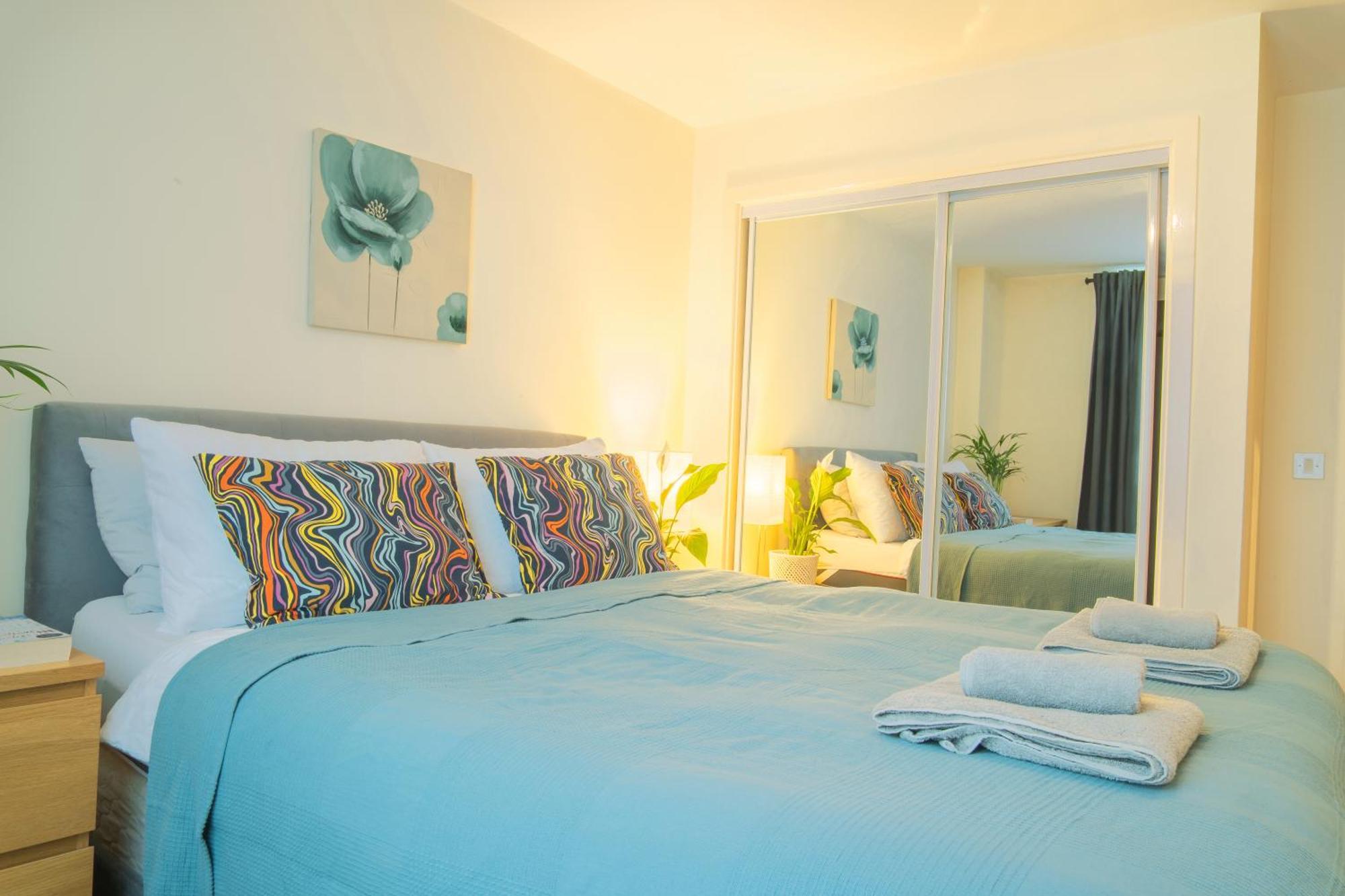 Stay In Our Stylish Flat! & Secure Building & Sleeps Up To 4 Birmingham Ngoại thất bức ảnh